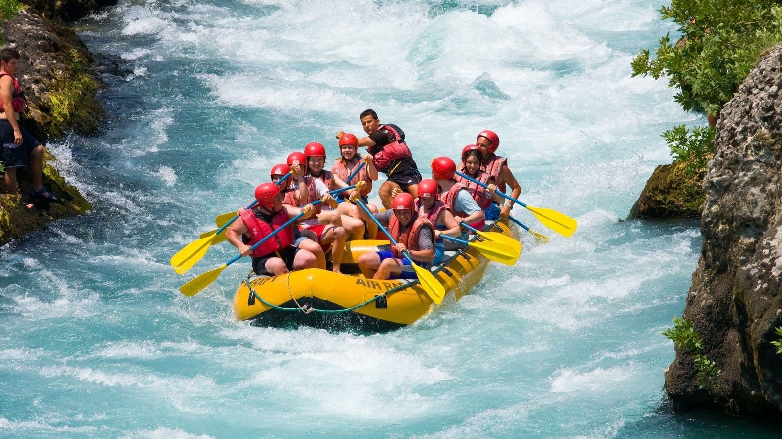 Read more about the article River Rafting in India