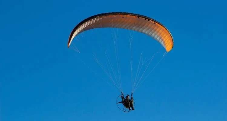 paramotoring in Kolad
